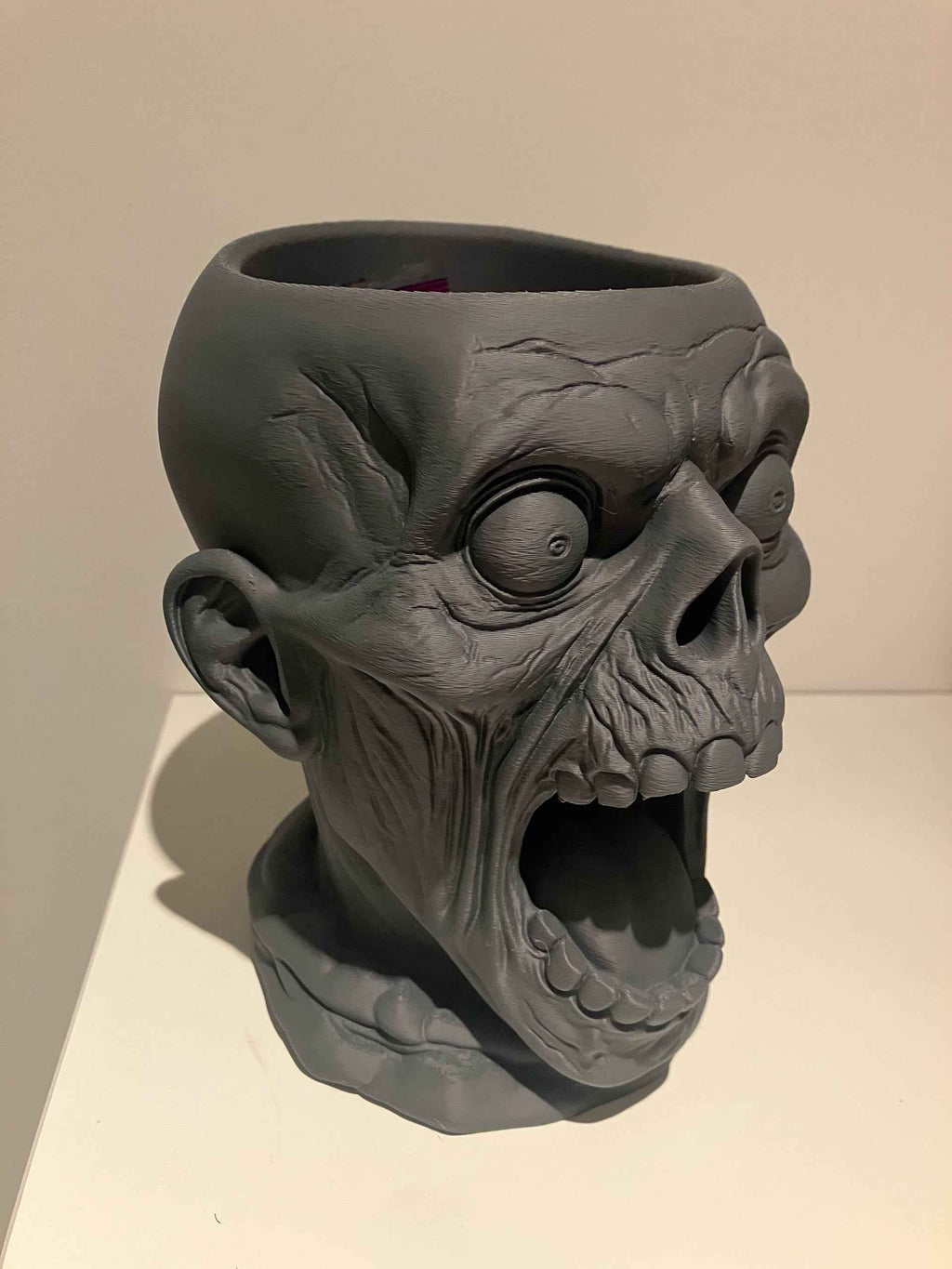 Screaming Zombie Bowl